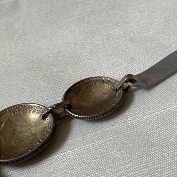 VTG WW2 early 1940’s Australian silver coin bracelet part domed - Picture 9 of 11